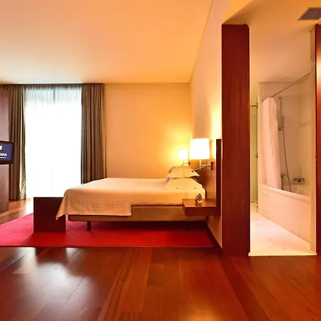 Hotel De 4*