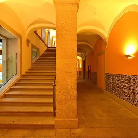 Hotel De 4*