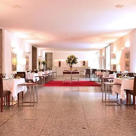 Hotel De
