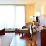 De 4*