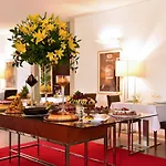De Hotell 4*