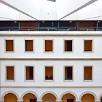 De