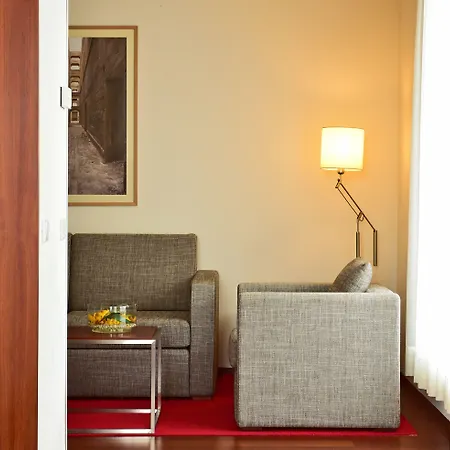 De Otel 4*
