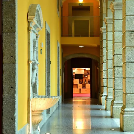 Hotel De 4*